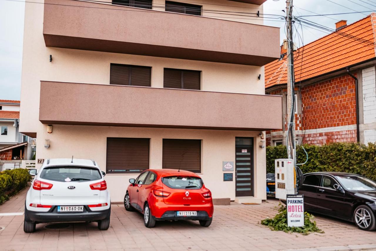 Hotel Lotos Depandans Ni Exterior foto