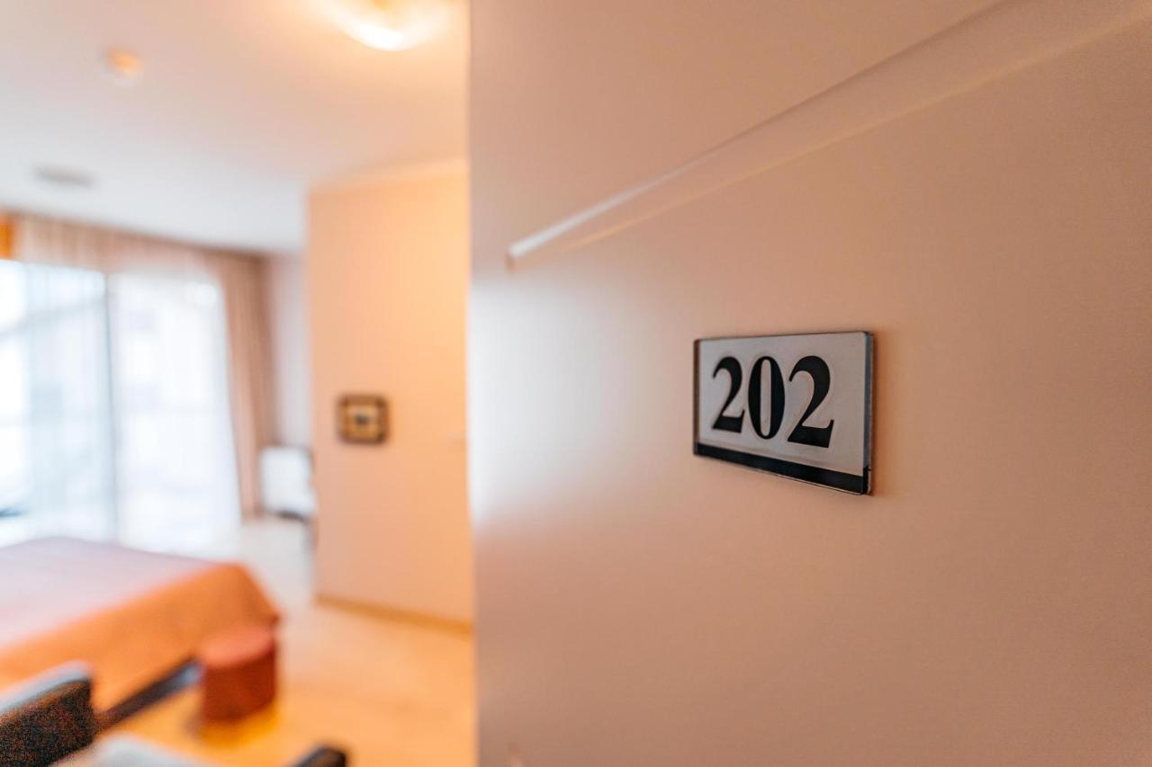 Hotel Lotos Depandans Ni Exterior foto