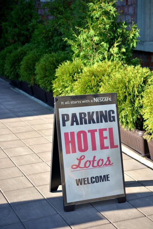 Hotel Lotos Depandans Ni Exterior foto