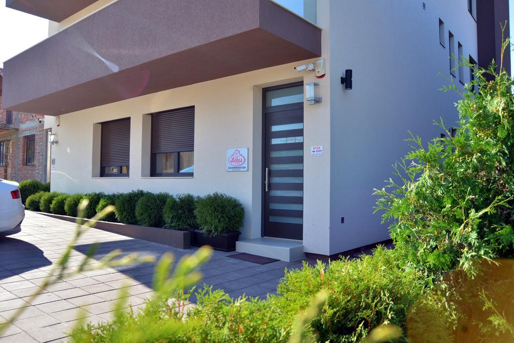 Hotel Lotos Depandans Ni Exterior foto